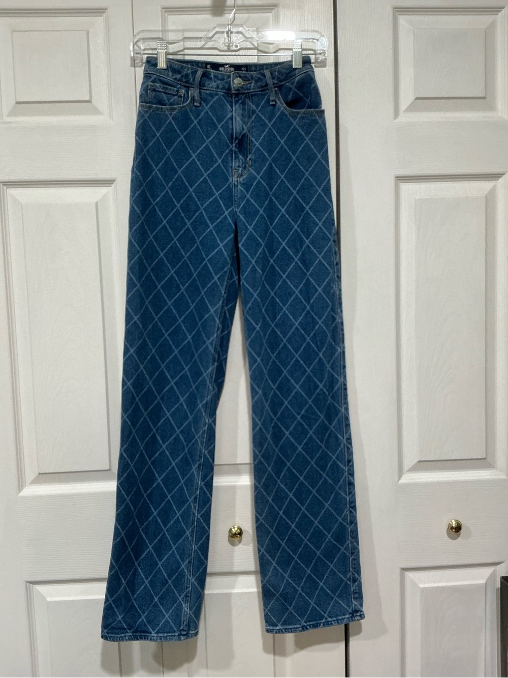 💙 Hollister Ultra High-Rise Dad Jean. Lue Denim Jeans Criss Cross Pattern - 0L